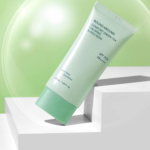 ROUND A'ROUND Comfort Green Tea Calming Sun Cream 50ml+20ml - Image 3